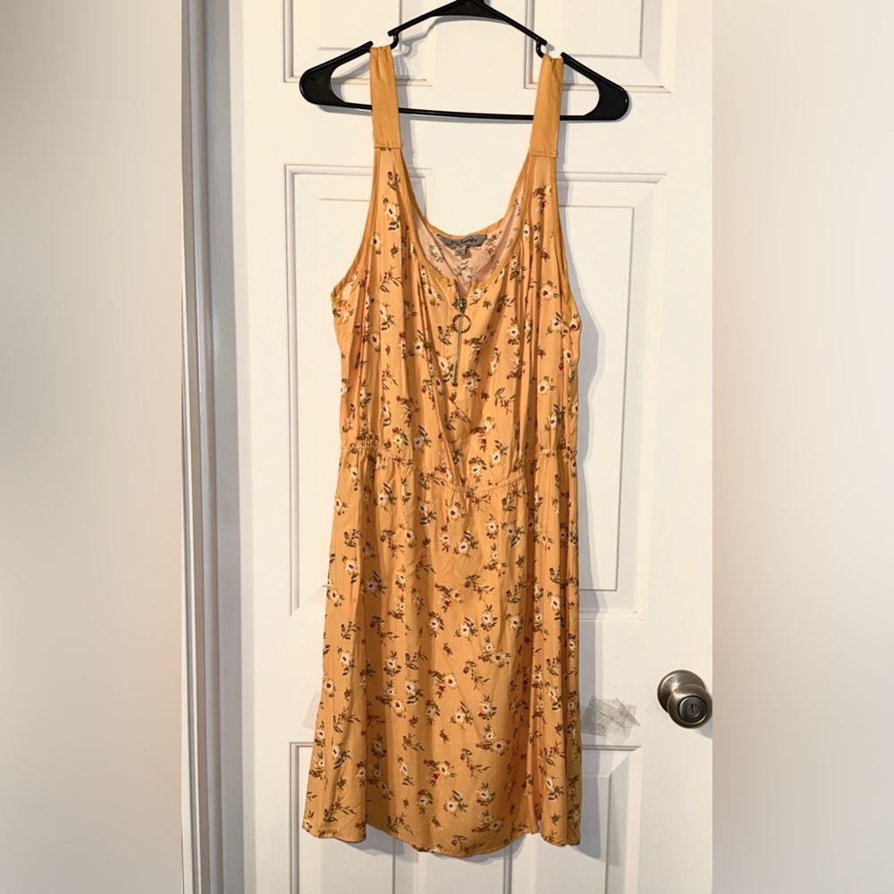 💋 Sleeveless Scoop Neck Sundress